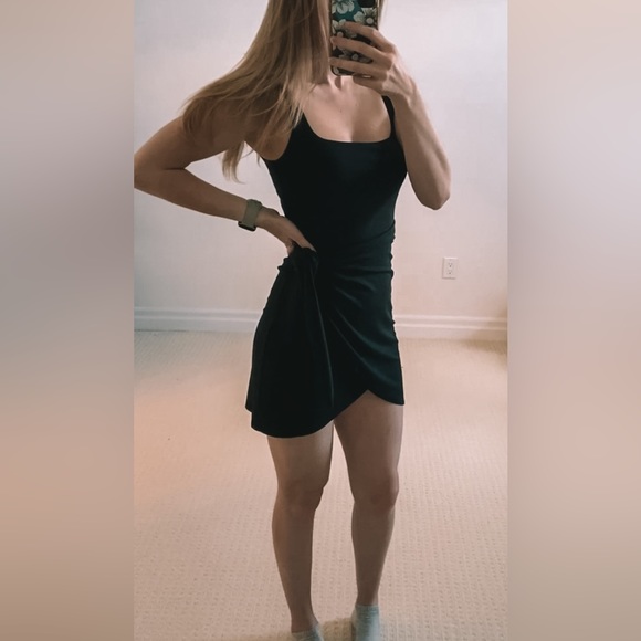 Aritzia Wilfred Saturn Mini Dress Black New - Picture 3 of 6